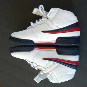 VGUC. Fila sneakers